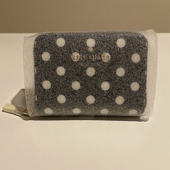 NWT • 💗Kate Spade💗 • Polka Dot Wallet - Picture 9 of 13
